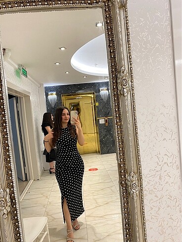 Trendyol & Milla Puantiyeli elbise