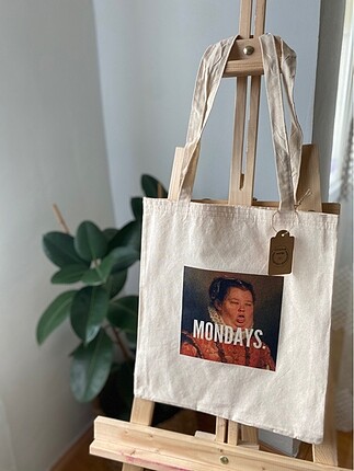 Mondays Askılı Bez Çanta