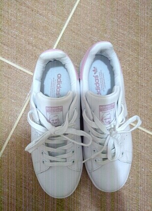 Orijinal Adidas spor ayakkabı 