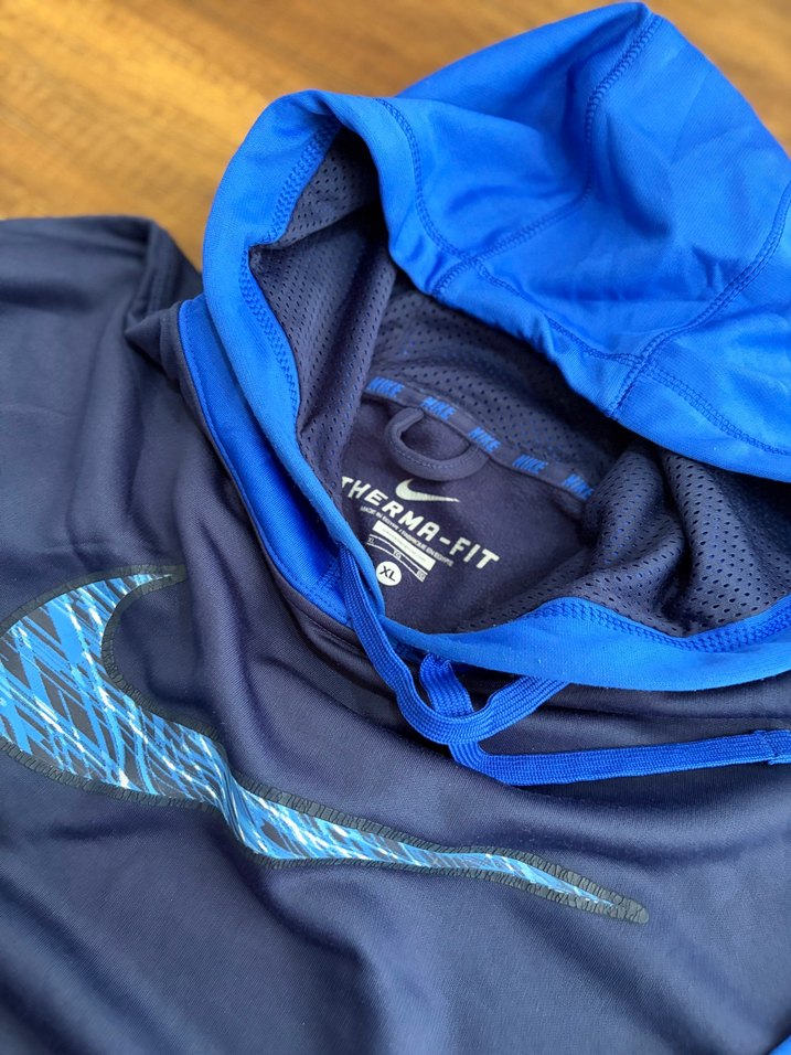 Nike Kapüşonlu Spor Sweatshirt — görsel 4/7