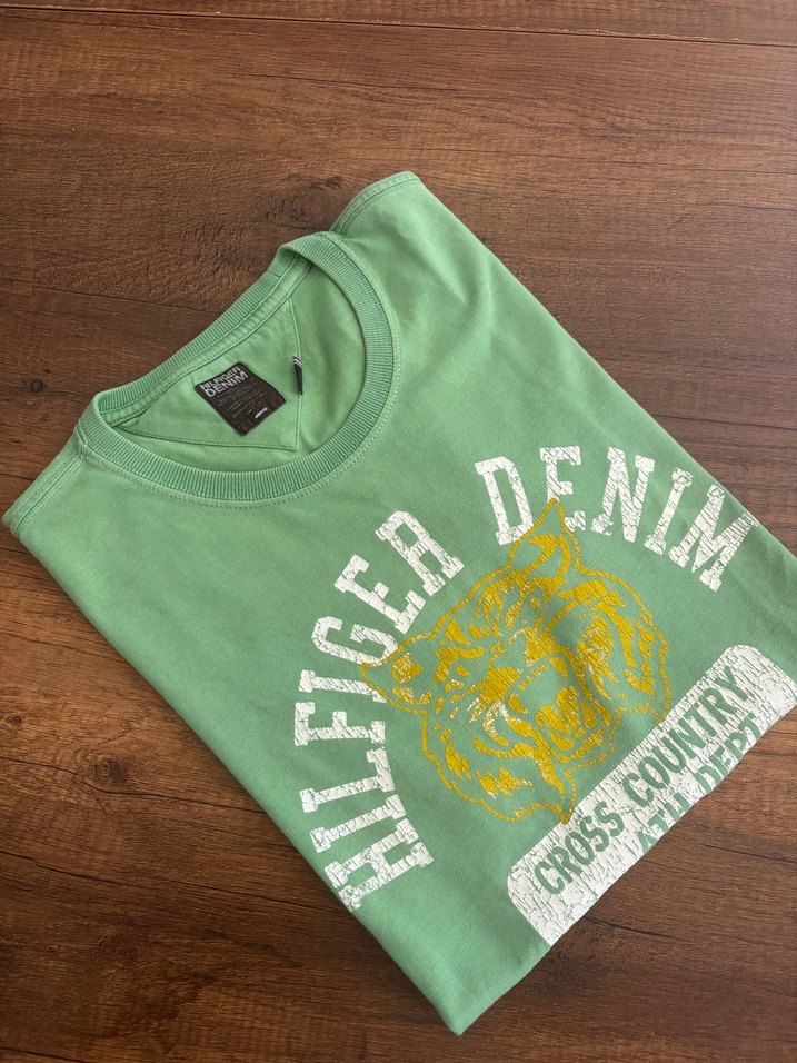 Tommy Hilfiger Yeşil Bisiklet Yaka Tişört — görsel 5/6