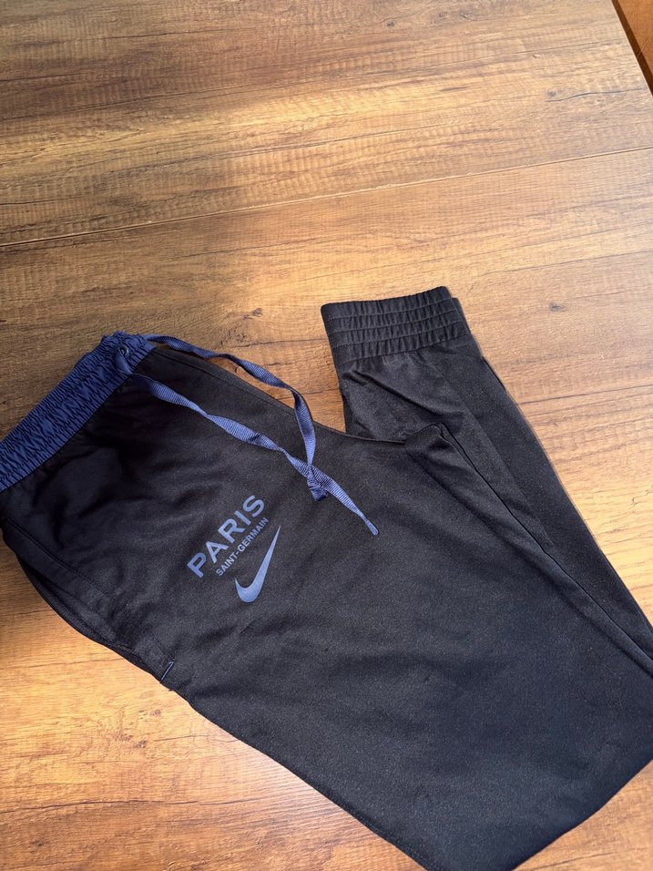 Nike Siyah Paris Jogger Pantolon — görsel 5/9