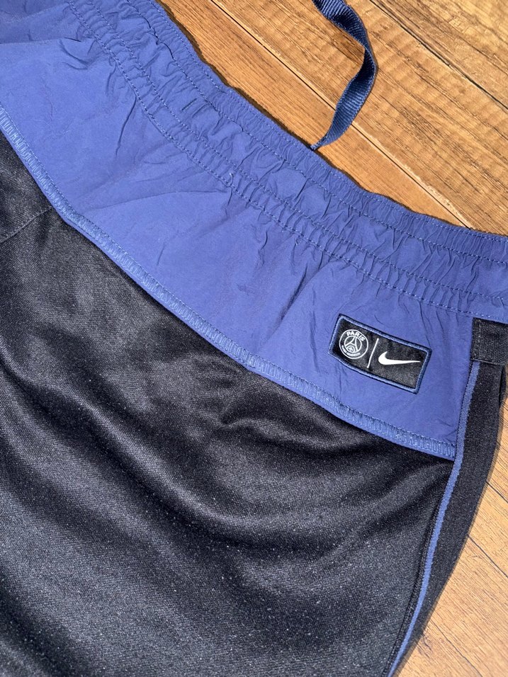 Nike Siyah Paris Jogger Pantolon — görsel 3/9