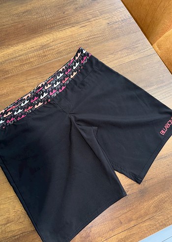 Diğer Billabong Spor Sort Rahat Ve Sik Tasarim