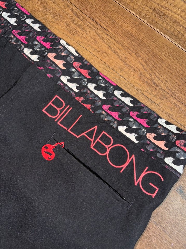 Billabong Spor Şort  Rahat ve Şık Tasarım — görsel 4/6