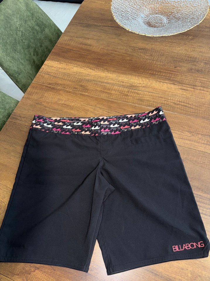 Billabong Spor Şort  Rahat ve Şık Tasarım — görsel 2/6