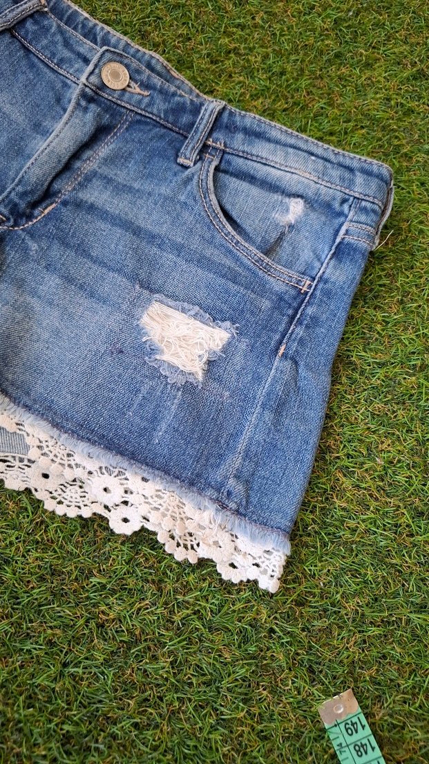 H&M Dantel Detaylı Kot Şort 10/11 Yaş - Görsel 3