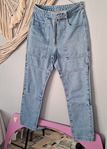 Urban Outfitters Ragged jean