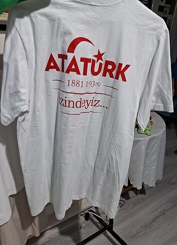 Atatürk tişört