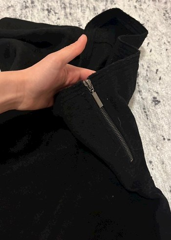 Siyah yün Mini Etek - Görsel 3