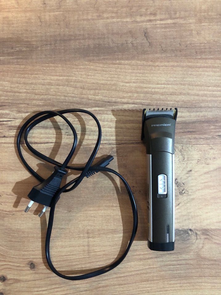 Premier Şarjlı Tıraş Makinesi - Görsel 2