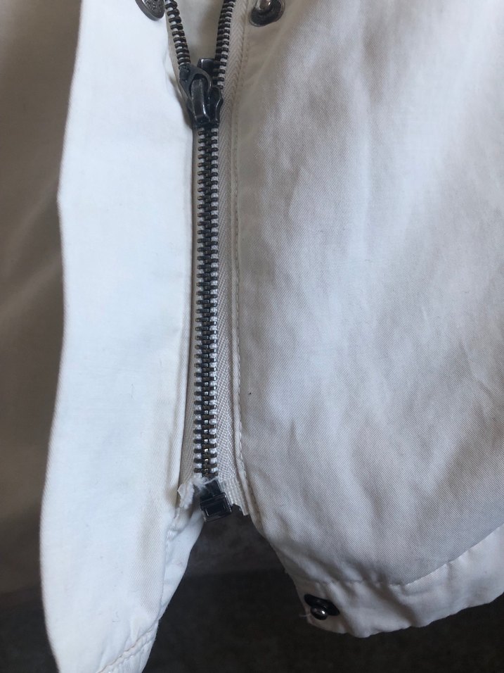 Beyaz Vintage Yağmurluk - Görsel 3