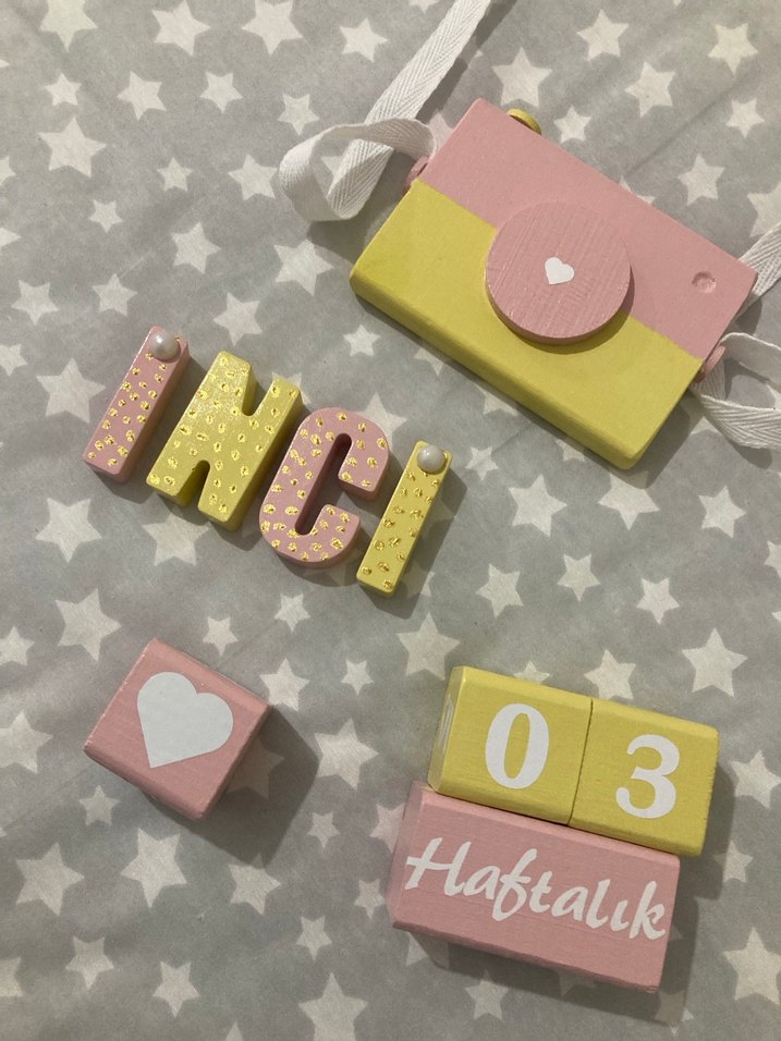 Pastel Pembe Ahşap Oyuncak Kamera ve Harfler - Görsel 2