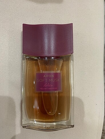 Avon Acon soft musk delice-velvet berries