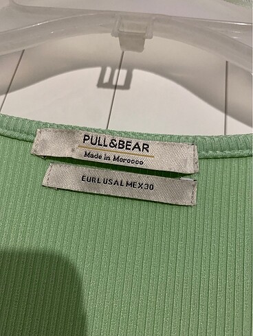 l Beden Stradivarius v dekolteli bluz