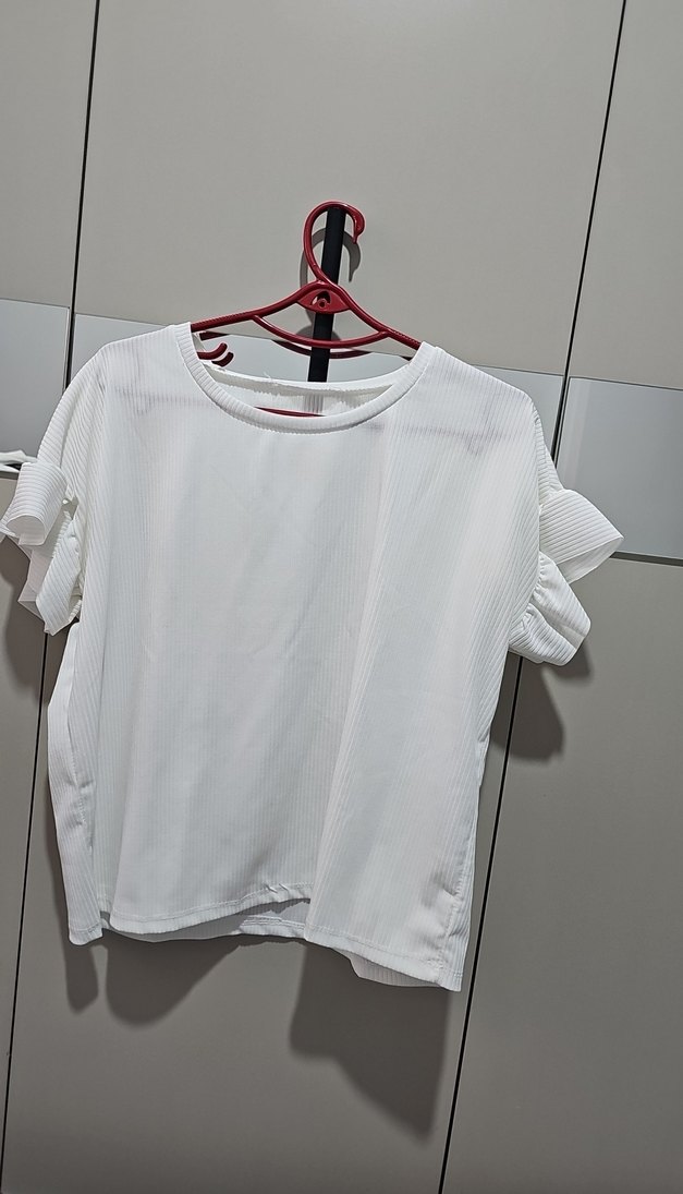 Beyaz Kısa Kollu Keten Bluz - Görsel 2