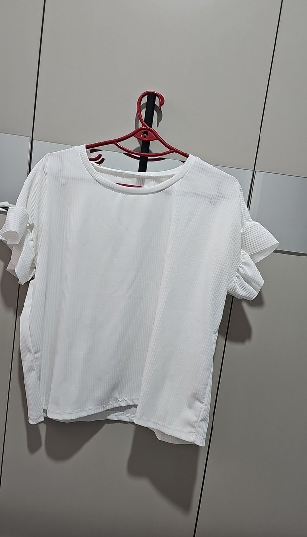 Beyaz Kısa Kollu Keten Bluz - Görsel 4