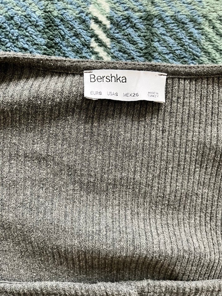 Bershka crop - Görsel 3
