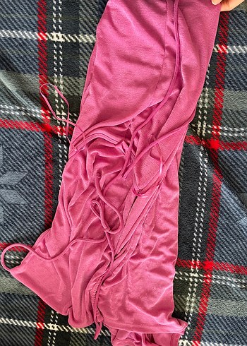 Millanın en güzel pembe elbisesi - Görsel 3