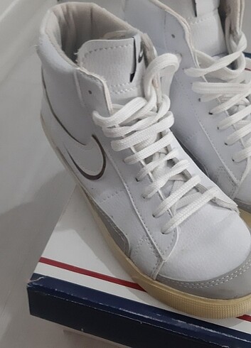40 Beden beyaz Renk Nike spor ayakkabı