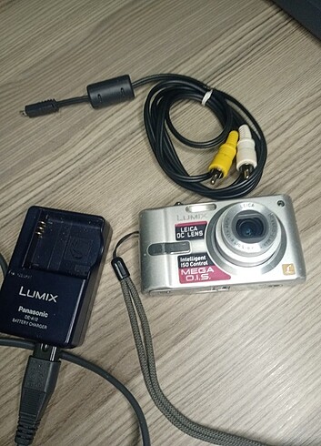 Panasonic Lumix Dijital Fotoğraf Makinesi 