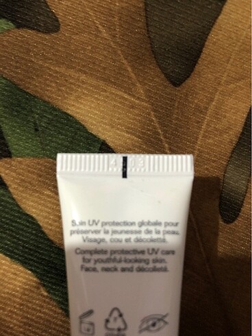 Beden Chanel güneş kremi