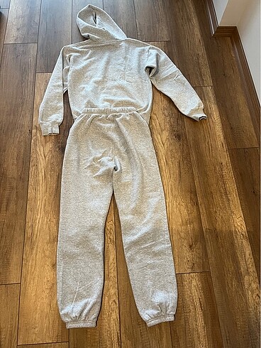 H&M H&M 13-14 yaş gri eşofman takımı
