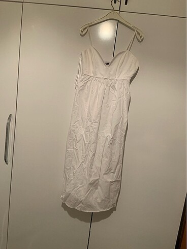 Zara Zara marka elbise hiç kullanılmadı sadece etiketi yok