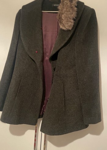 Yakası kürklü çıkartılabilir - Görsel 3