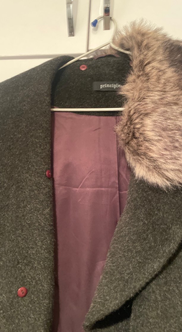 Yakası kürklü çıkartılabilir - Görsel 2