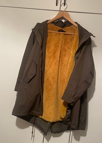 Kadın Zara Marca 42 bedene kadar olur içi kürklü ve kapşonlu - Görsel 4