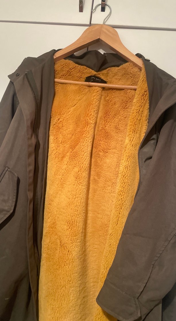Kadın Zara Marca 42 bedene kadar olur içi kürklü ve kapşonlu - Görsel 3