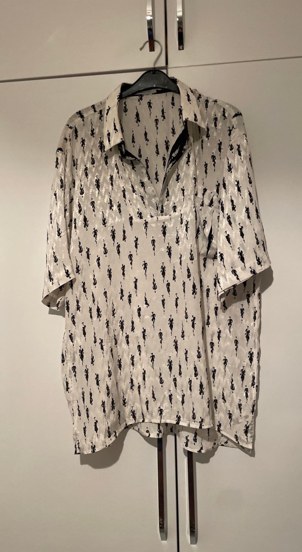 Beyaz yarım kollu Kollu Desenli Kadın Gömlek - Görsel 3