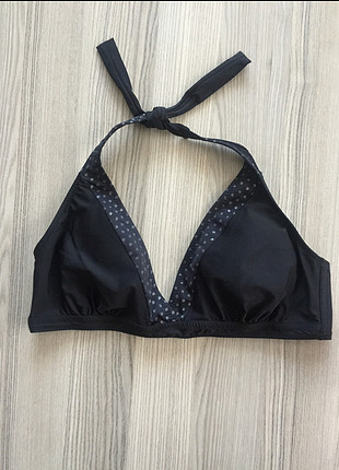 Siyah bikini üst 