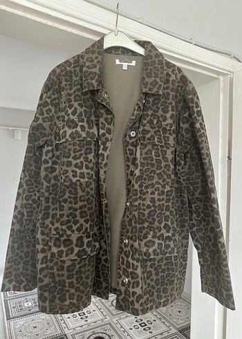 Zara Düğmeli Leopar Desenli Midi Kadın Ceket