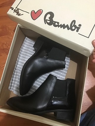 36 Beden siyah Renk Bambi bot
