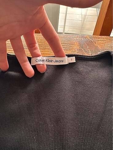 s Beden siyah Renk Calvin Clein derin yaka crop