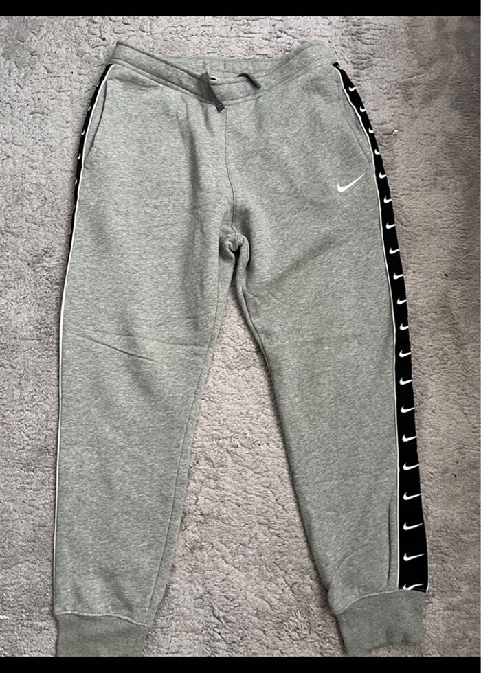 Nike Orjinal eşofman altı 170-185cm arasına uygundur Sıfır, etik - Görsel 2