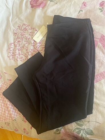 48 Beden Trendyol Curve-Kumaş Pantalon Büyük Beden