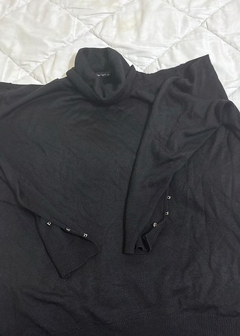 Siyah Boğazlı Bluz - Görsel 4