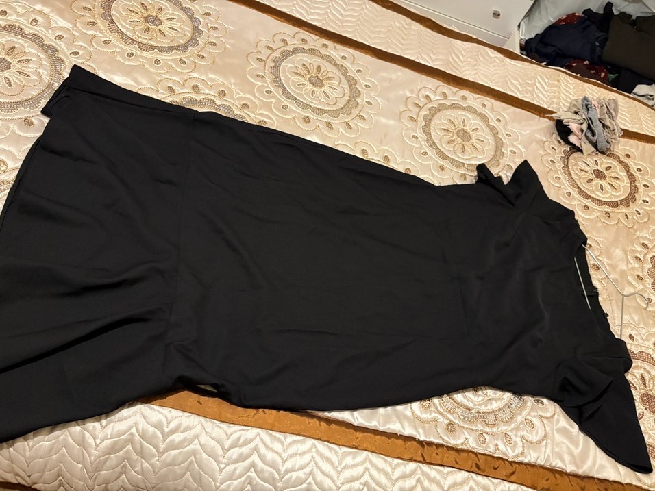 Büyük Beden Siyah Uzun Dökümlü Abiye Elbise - Görsel 3