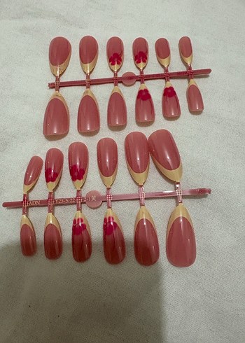 Çok Renkli Koyu Takma Tırnak Seti - Görsel 4