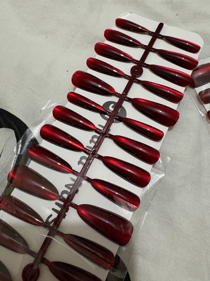 Çok Renkli Koyu Takma Tırnak Seti - Görsel 2