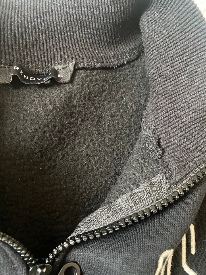 Siyah Yarım Fermuarlı Kadın Sweatshirt - Görsel 3