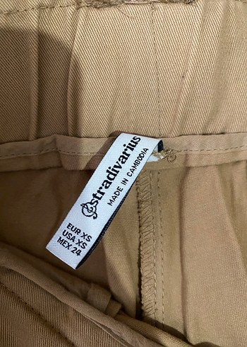 Kemerli Kargo model Stradivarius Kadın Pantolon - Görsel 2