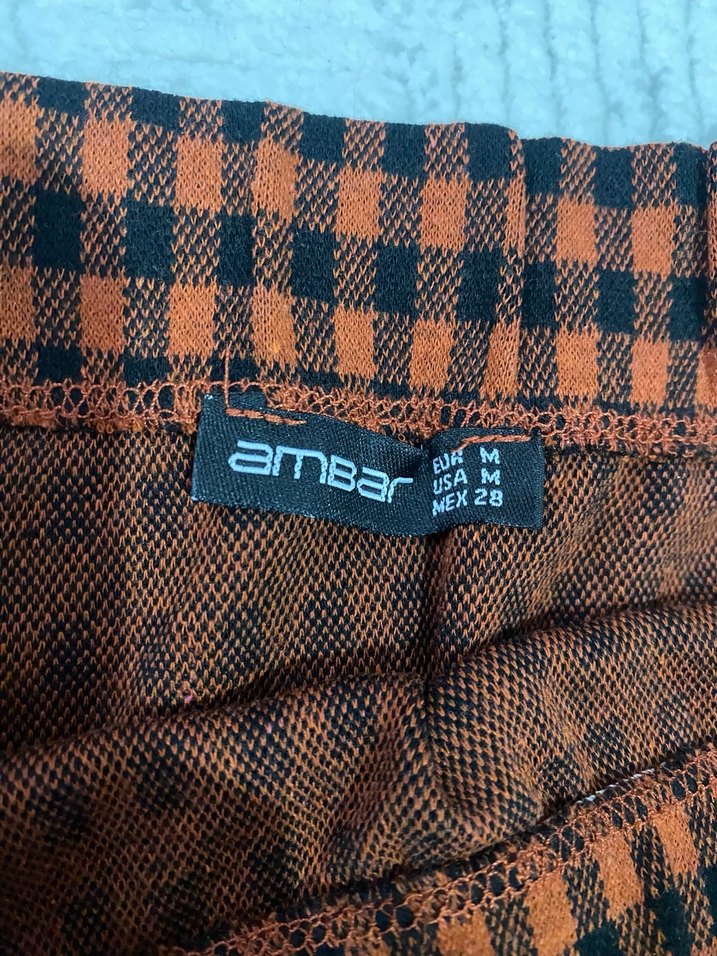 Düğmeli Kareli Kiremit Rengi Askılı Bluz ve Etek Takım - Görsel 4