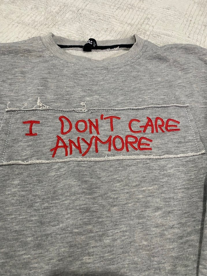 Gri Baskılı Kadın Sweatshirt - Görsel 2