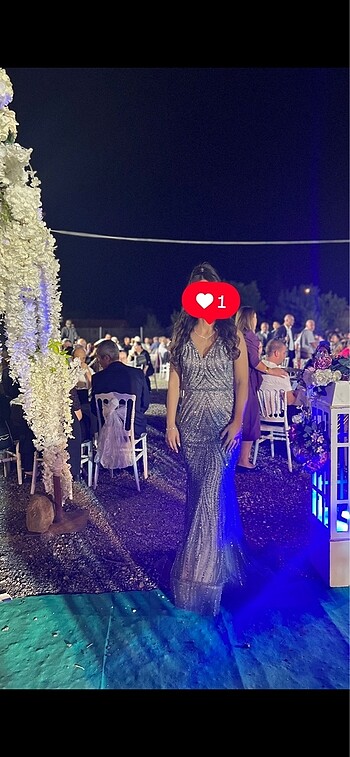 Gerçek boncuk işleme çok özel bir abiye XS gri