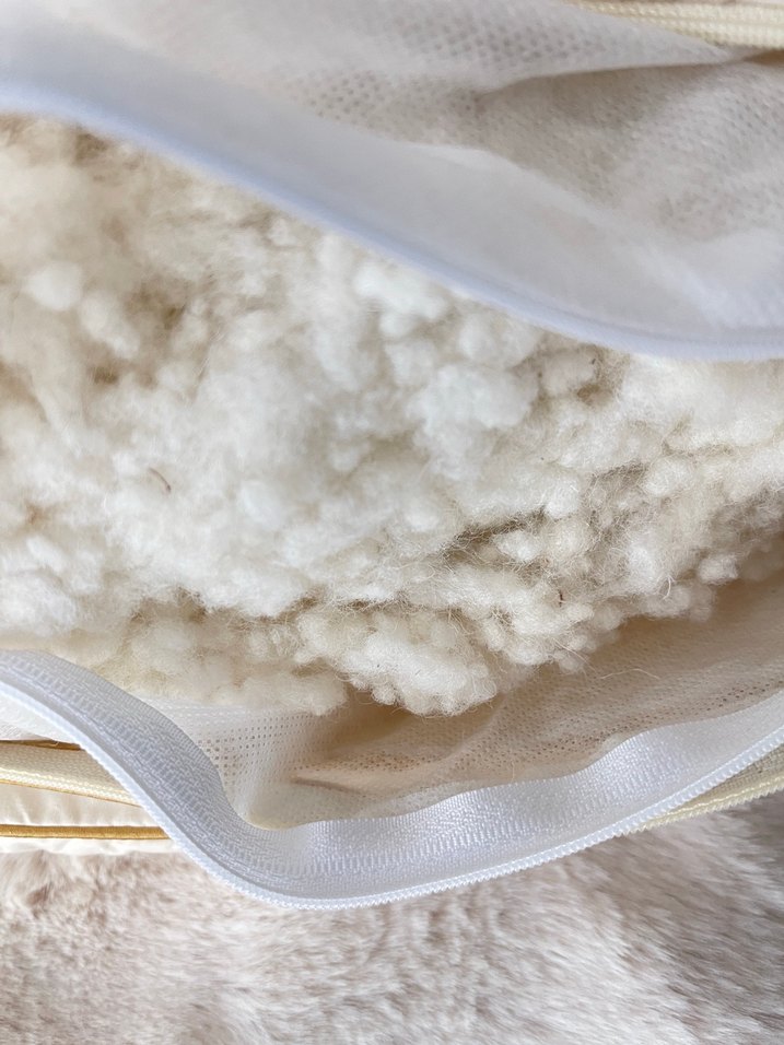 YATSAN YÜN YASTIK - Görsel 4