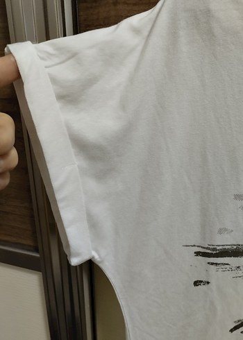 Baskılı Beyaz Kadın Kapüşonlu Tişört - Görsel 6